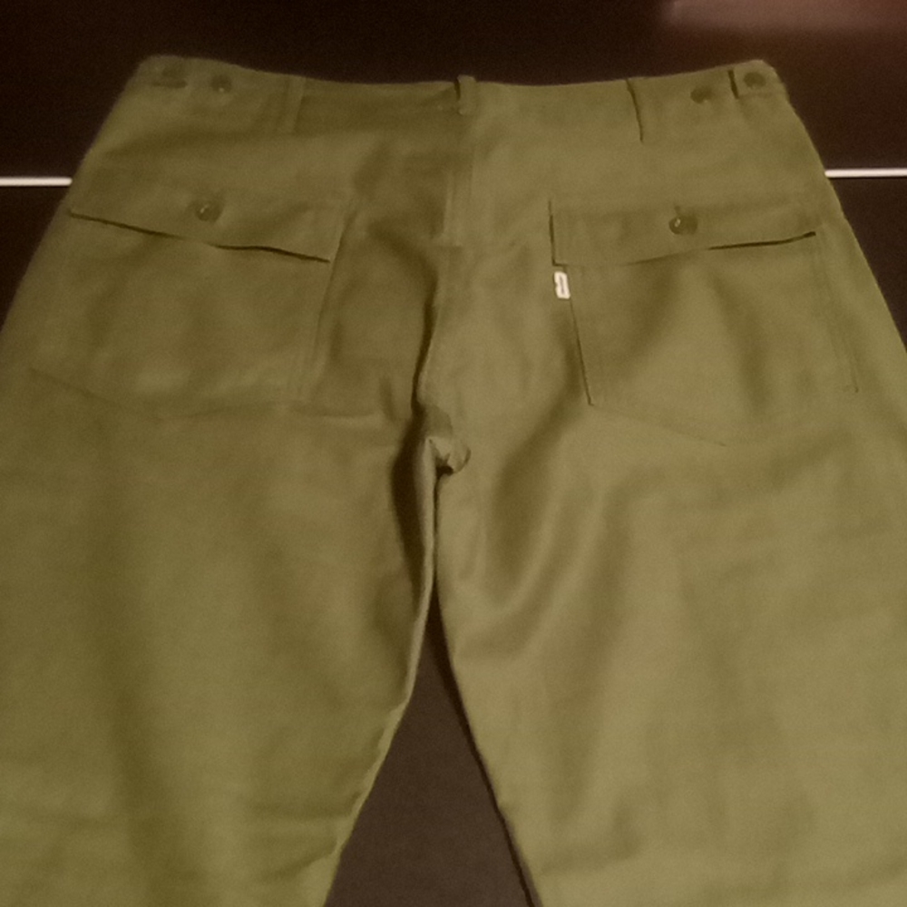 Levi's - Picture 4 of 4